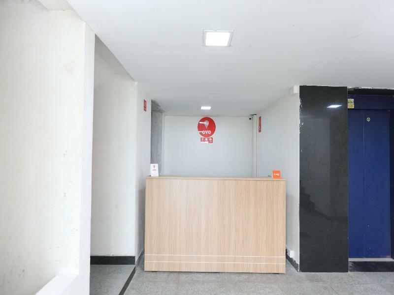 Hotel Oyo Flagship 14716 Omr Kelambakkam Chennai Esterno foto