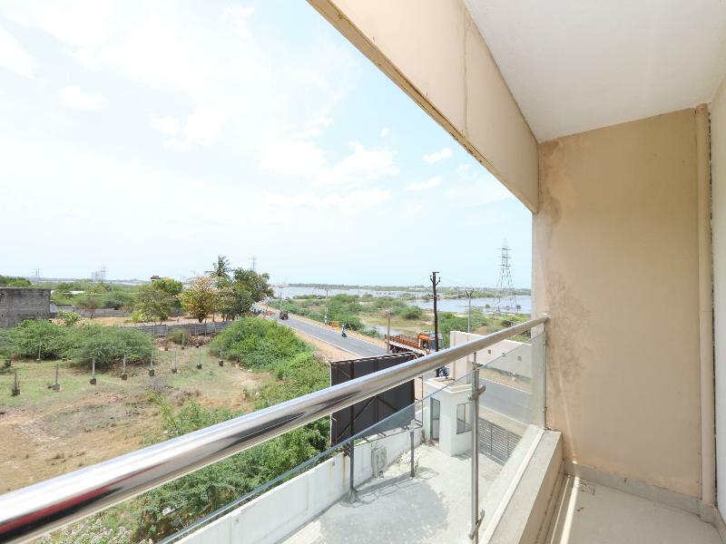 Hotel Oyo Flagship 14716 Omr Kelambakkam Chennai Esterno foto