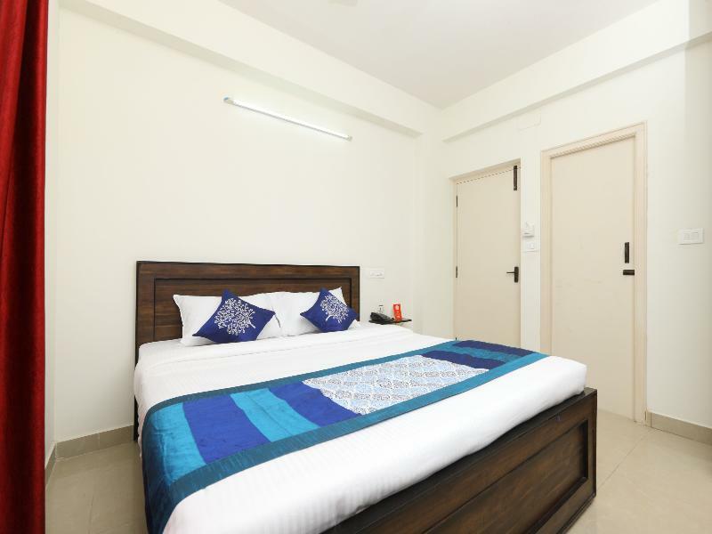 Hotel Oyo Flagship 14716 Omr Kelambakkam Chennai Esterno foto
